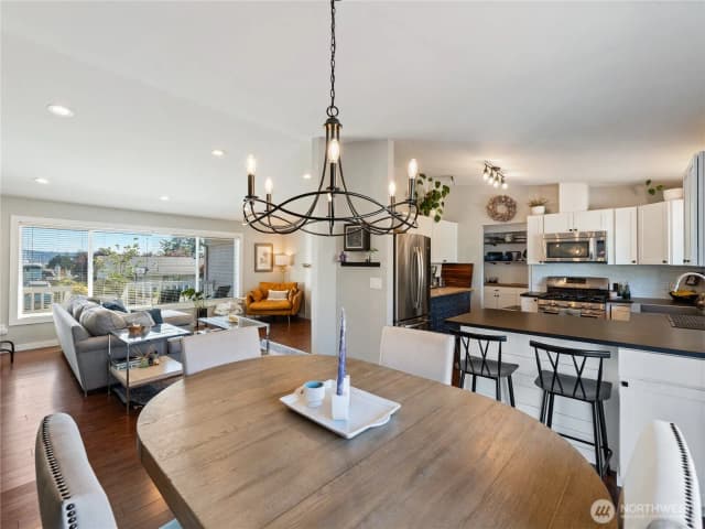 Property photo for 5608 Rosario Way, Anacortes photo 3
