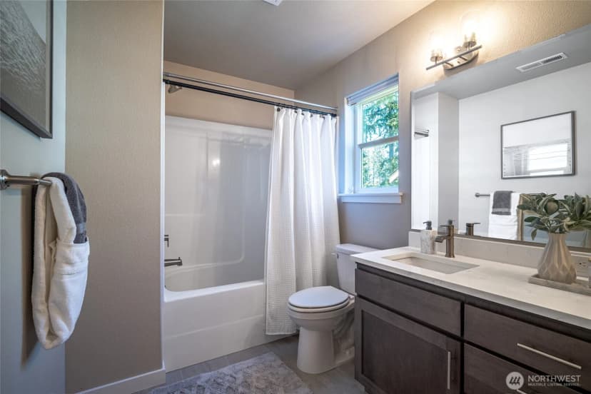 Property photo for 4213 Caddyshack Drive Ne, Lacey photo 29