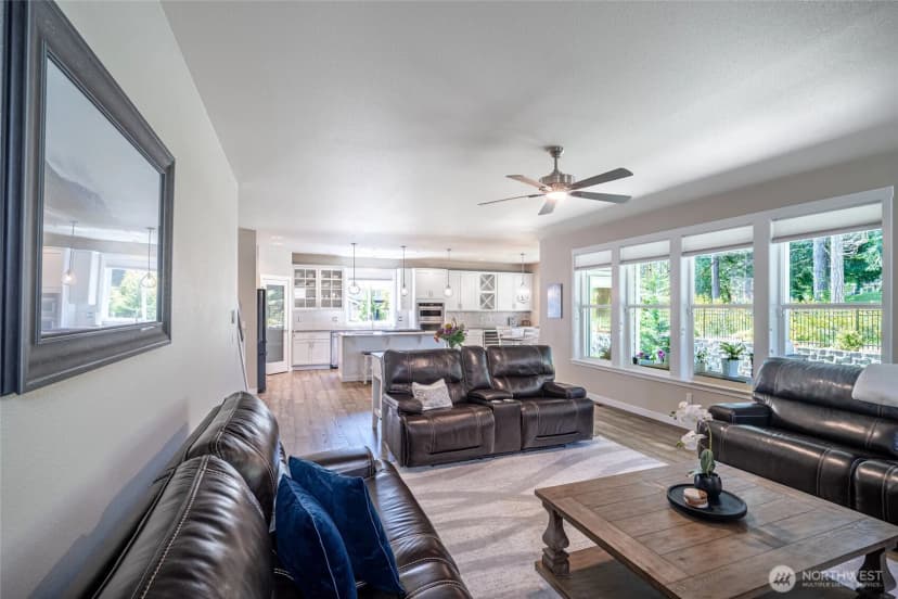 Property photo for 4213 Caddyshack Drive Ne, Lacey photo 13
