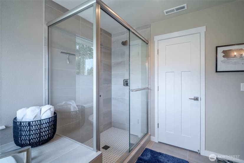 Property photo for 4213 Caddyshack Drive Ne, Lacey photo 22