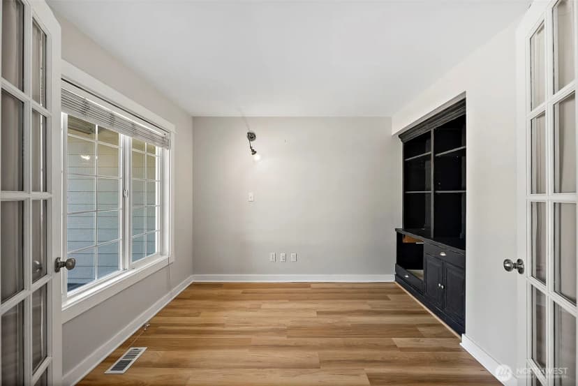 Property photo for 7228 200th Street Ct E, Spanaway photo 5
