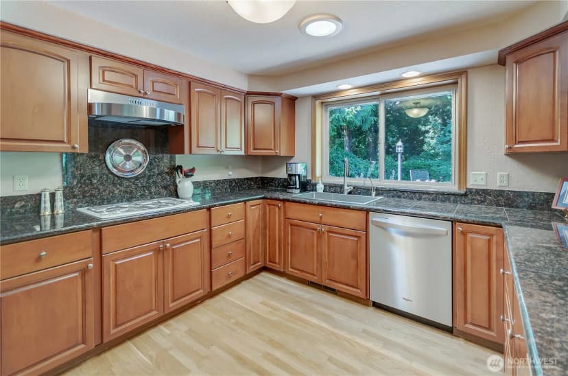Property photo for 6419 Miner Drive Sw, Tumwater photo 18