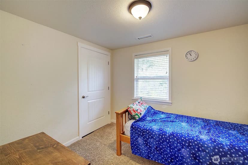 Property photo for 31612 8th Avenue S, Roy photo 30