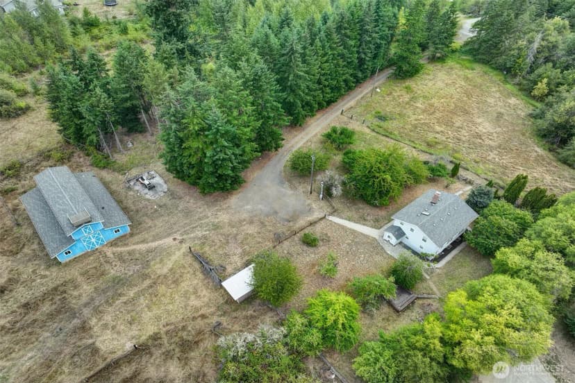 Property photo for 31612 8th Avenue S, Roy photo 5
