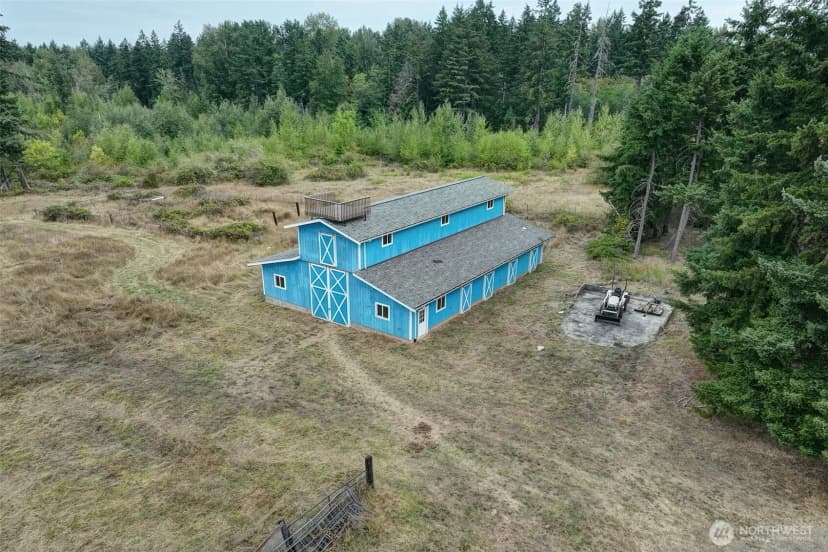 Property photo for 31612 8th Avenue S, Roy photo 7