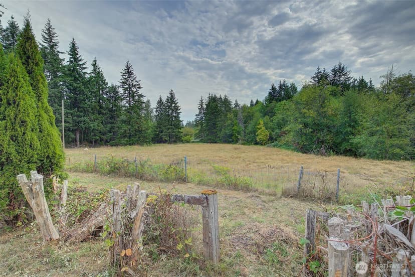 Property photo for 31612 8th Avenue S, Roy photo 6