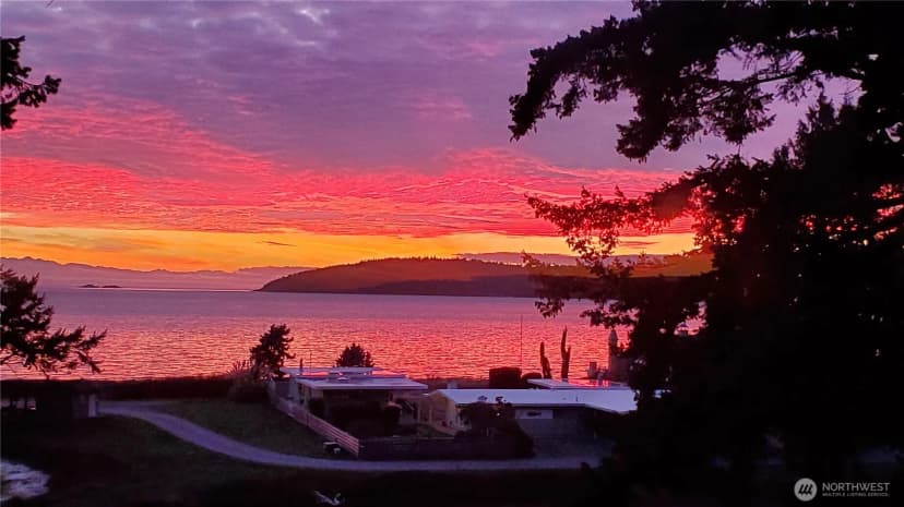 Property photo for 3999 Chiquita Lane, Anacortes