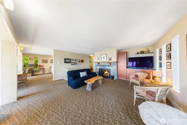 Property photo for 3999 Chiquita Lane, Anacortes photo 4