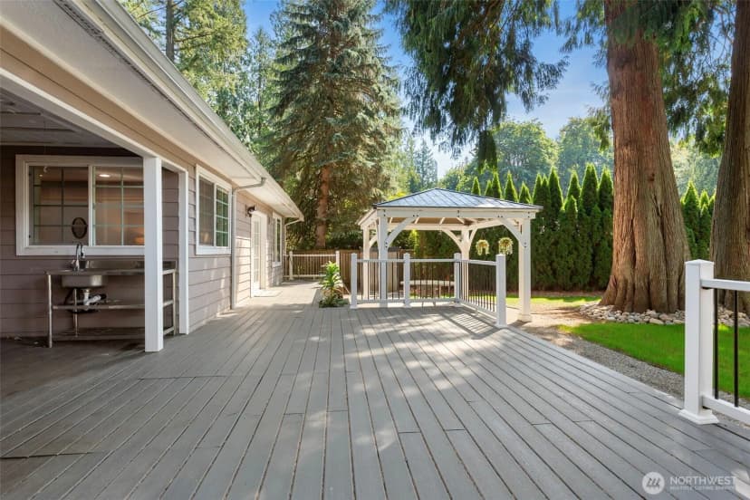 Property photo for 13805 W Lake Kathleen Drive Se, Renton photo 26