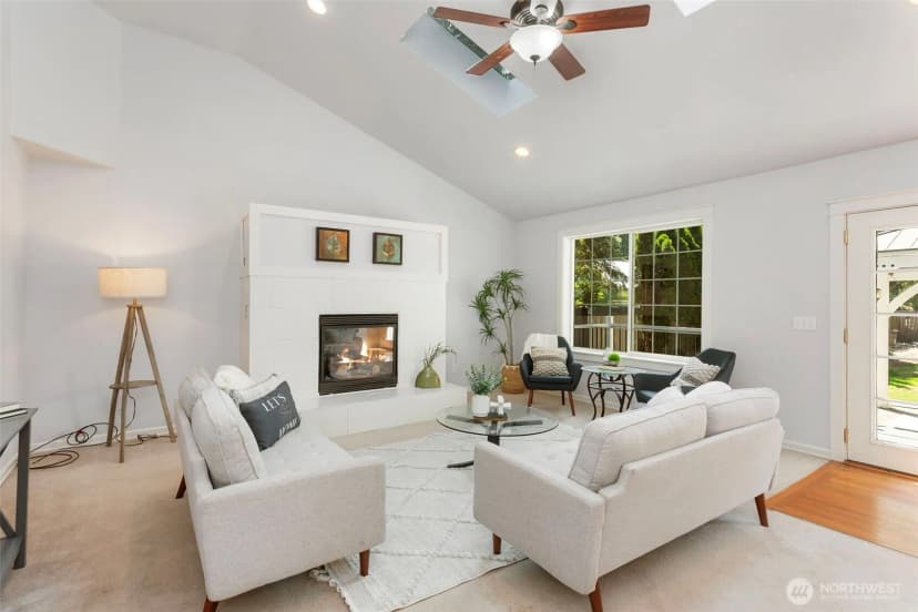Property photo for 13805 W Lake Kathleen Drive Se, Renton photo 12