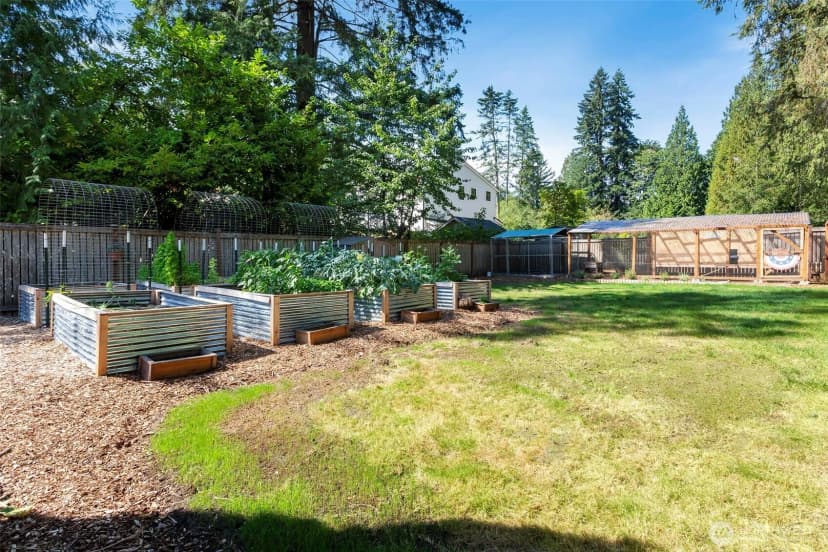 Property photo for 13805 W Lake Kathleen Drive Se, Renton photo 32