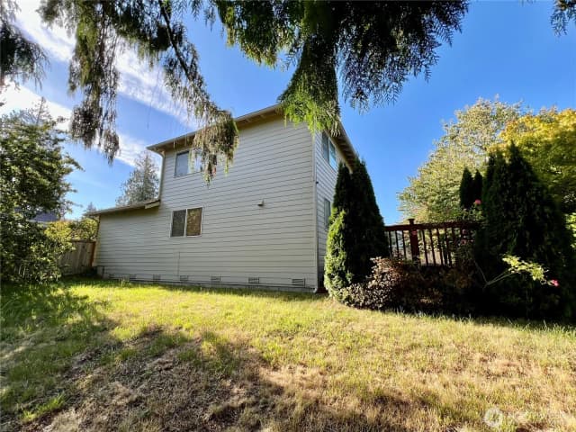 Property photo for 6496 Grand Pine Loop Ne, Bremerton photo 5