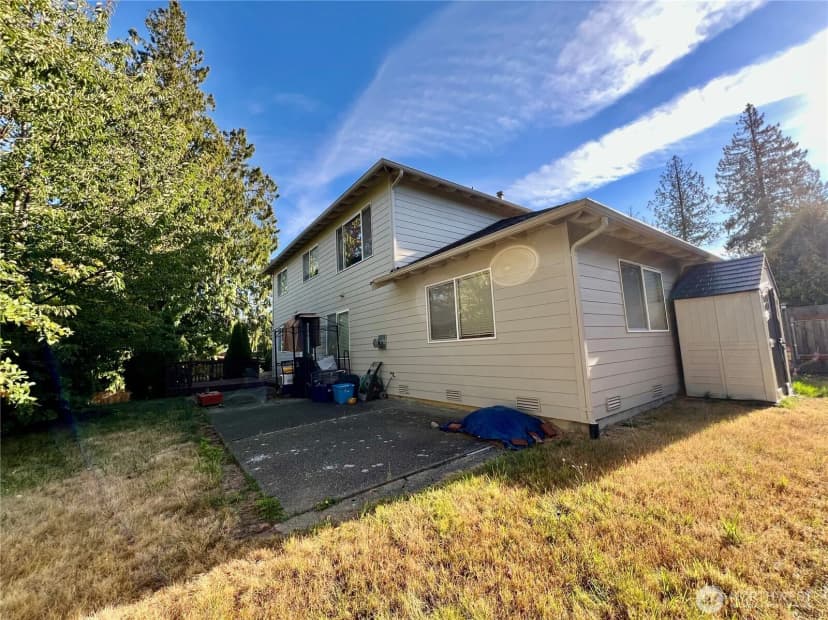 Property photo for 6496 Grand Pine Loop Ne, Bremerton photo 4