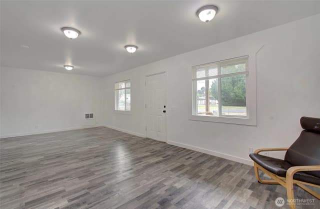 Property photo for 132 N Maple Street, Kelso photo 2