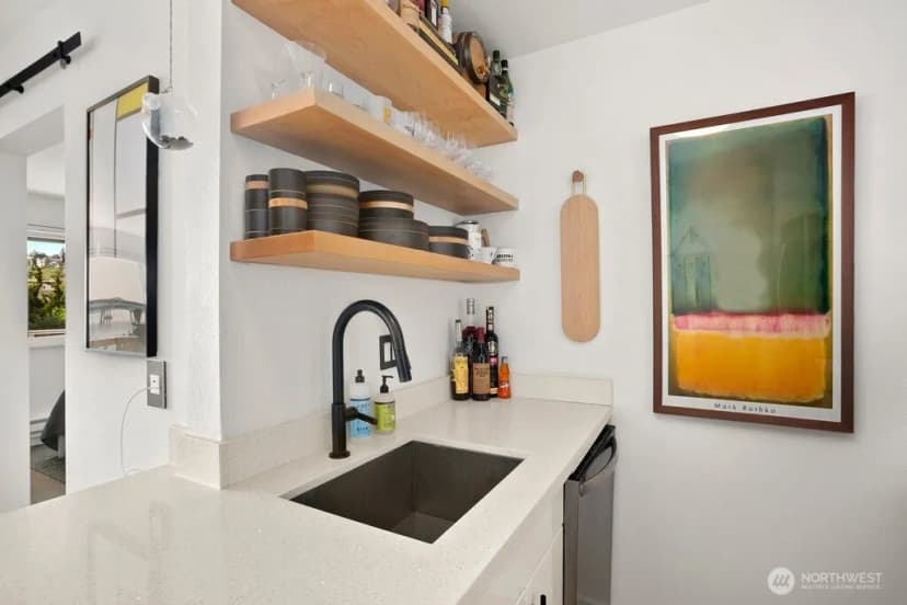 Property photo for 720 Lakeside Avenue S #404, Seattle photo 15