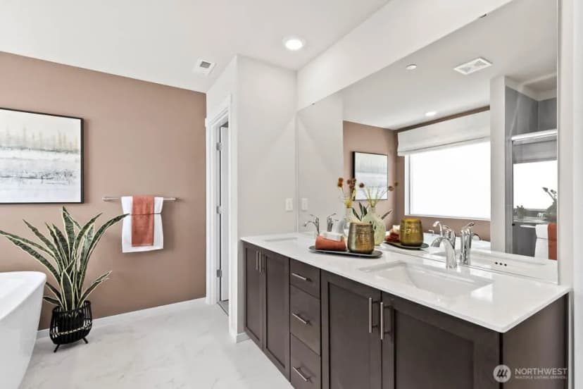 Property photo for 8411 114th Avenue Se #37, Newcastle photo 20