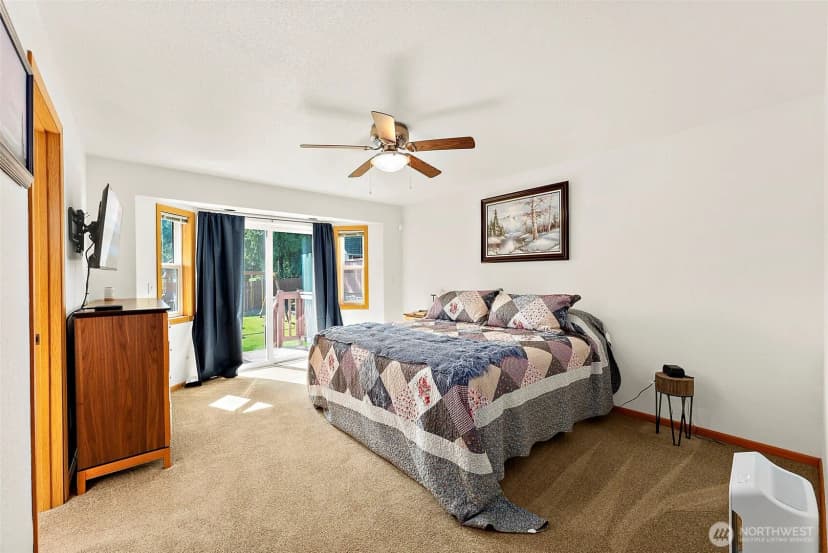 Property photo for 20109 Cascade Drive E, Bonney Lake photo 16