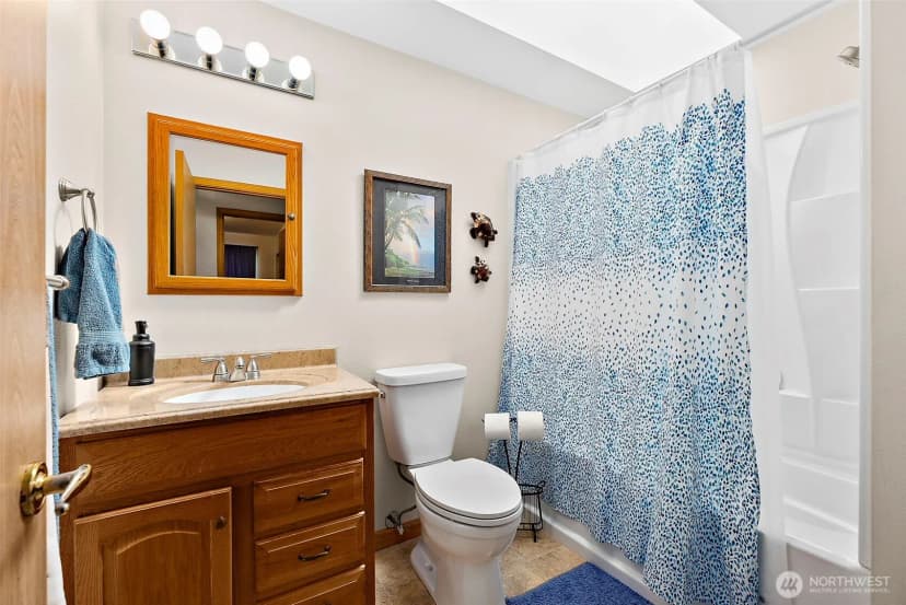 Property photo for 20109 Cascade Drive E, Bonney Lake photo 22