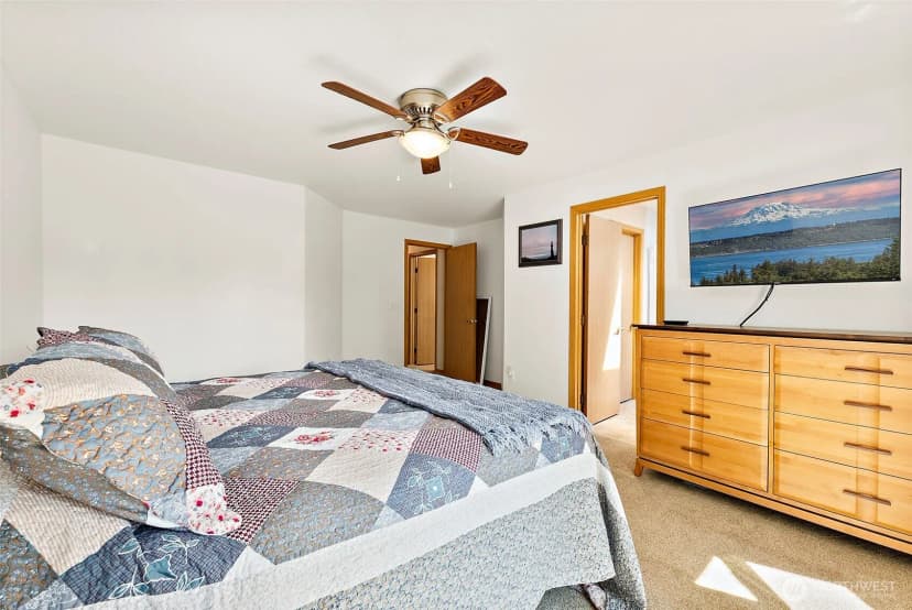 Property photo for 20109 Cascade Drive E, Bonney Lake photo 19