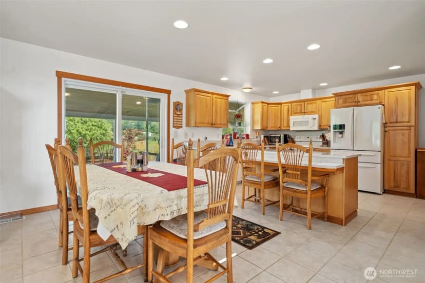 Property photo for 230 W Elk Ridge Road, Shelton photo 8