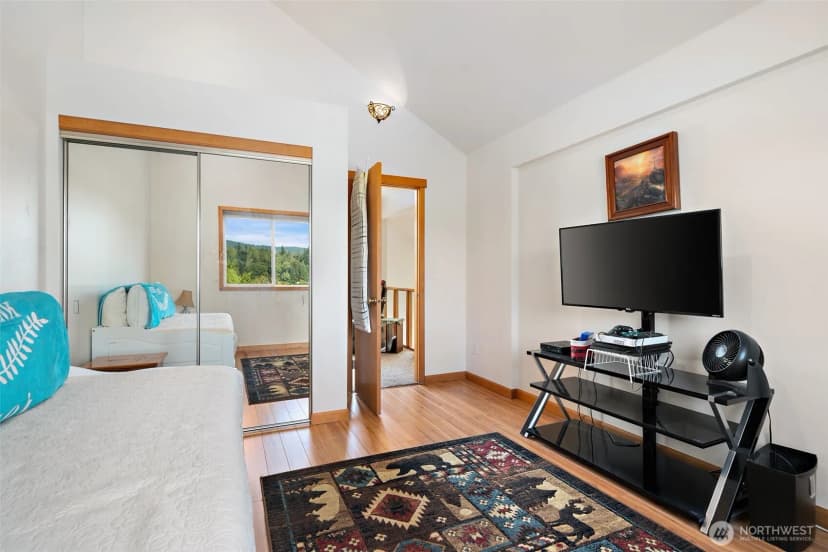 Property photo for 230 W Elk Ridge Road, Shelton photo 17