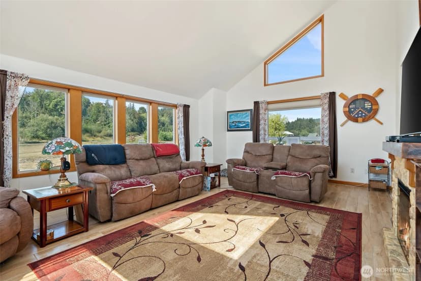 Property photo for 230 W Elk Ridge Road, Shelton photo 5