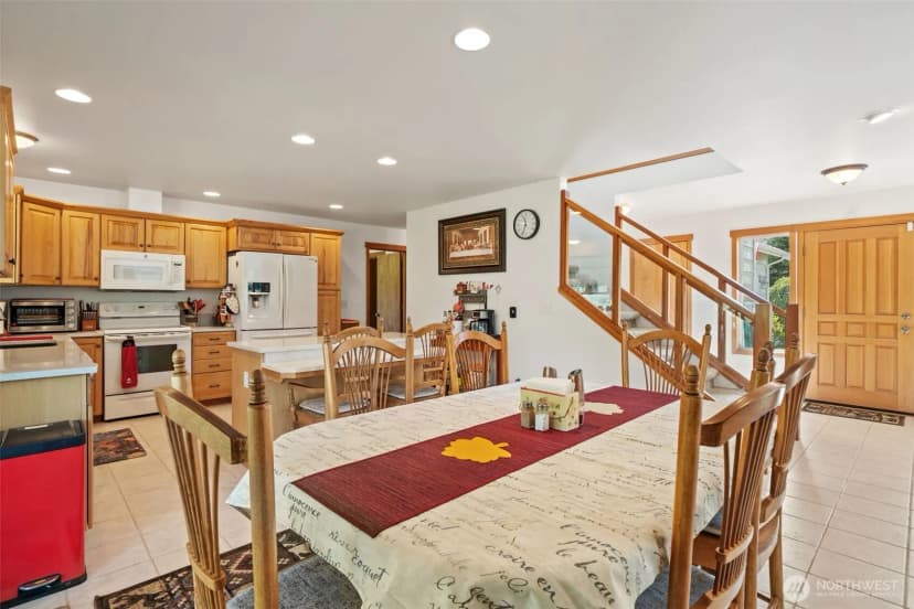 Property photo for 230 W Elk Ridge Road, Shelton photo 10