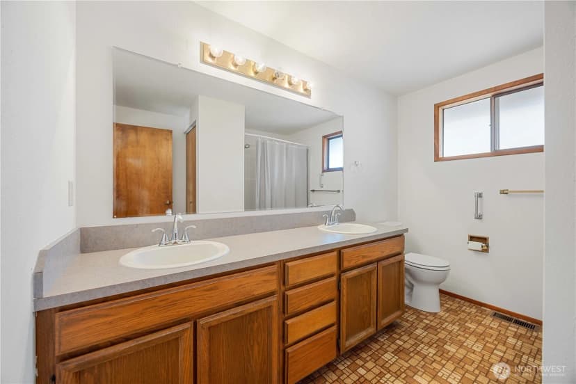 Property photo for 152 Heather Lane, Wenatchee photo 19