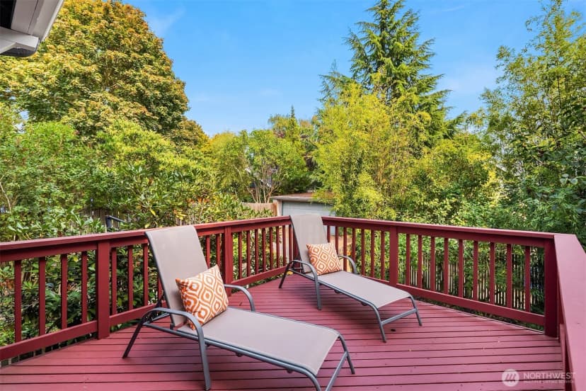 Property photo for 5210 35th Avenue Ne, Seattle photo 27