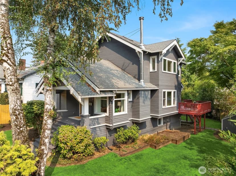 Property photo for 5210 35th Avenue Ne, Seattle photo 3