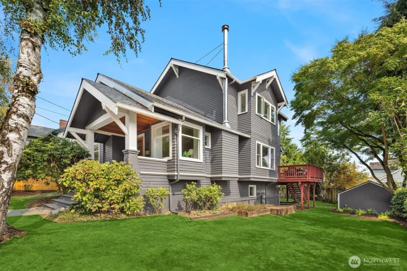 Property photo for 5210 35th Avenue Ne, Seattle photo 24