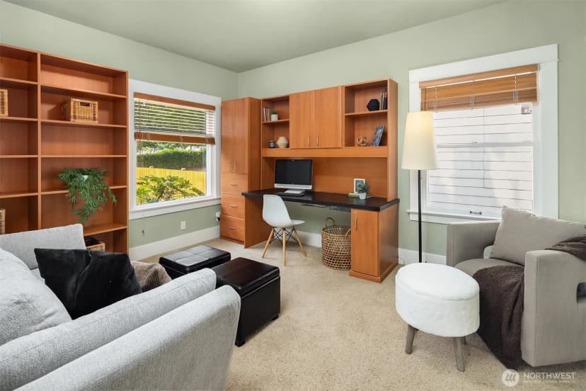 Property photo for 5210 35th Avenue Ne, Seattle photo 11