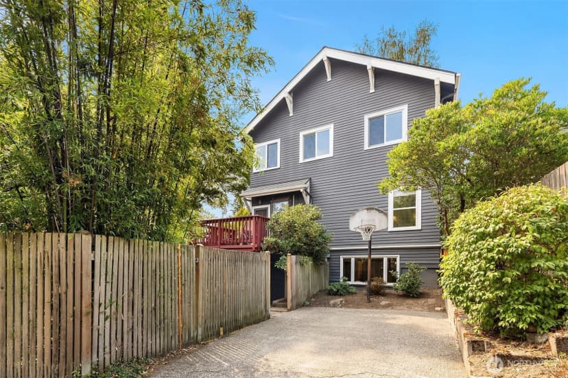 Property photo for 5210 35th Avenue Ne, Seattle photo 29