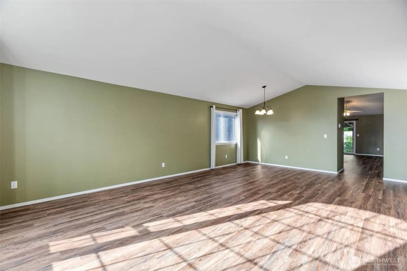 Property photo for 1913 Greenfield Street Se, Olympia photo 6