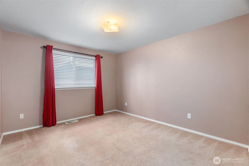 Property photo for 1913 Greenfield Street Se, Olympia photo 23