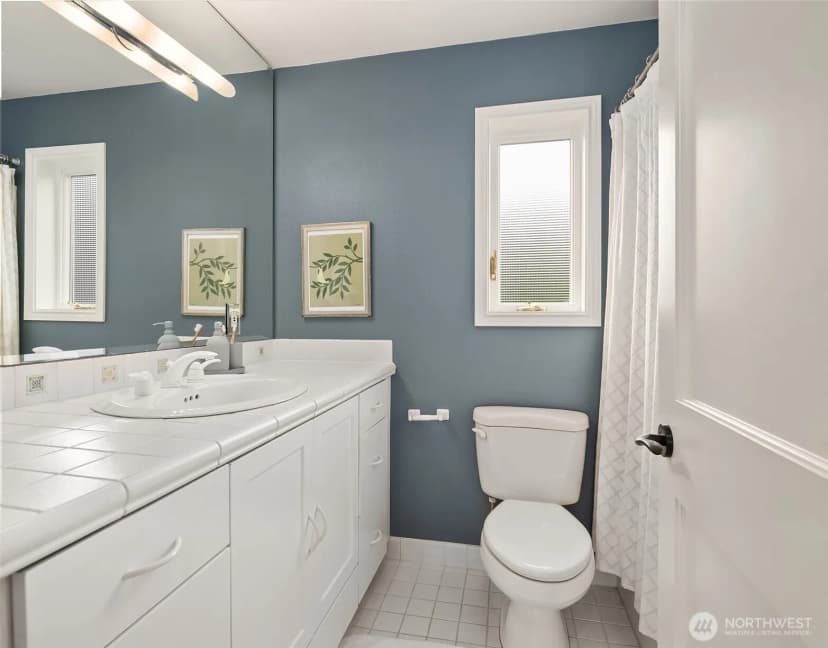 Property photo for 2538 Westmont Way W, Seattle photo 27