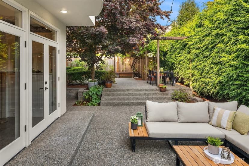 Property photo for 2538 Westmont Way W, Seattle photo 34