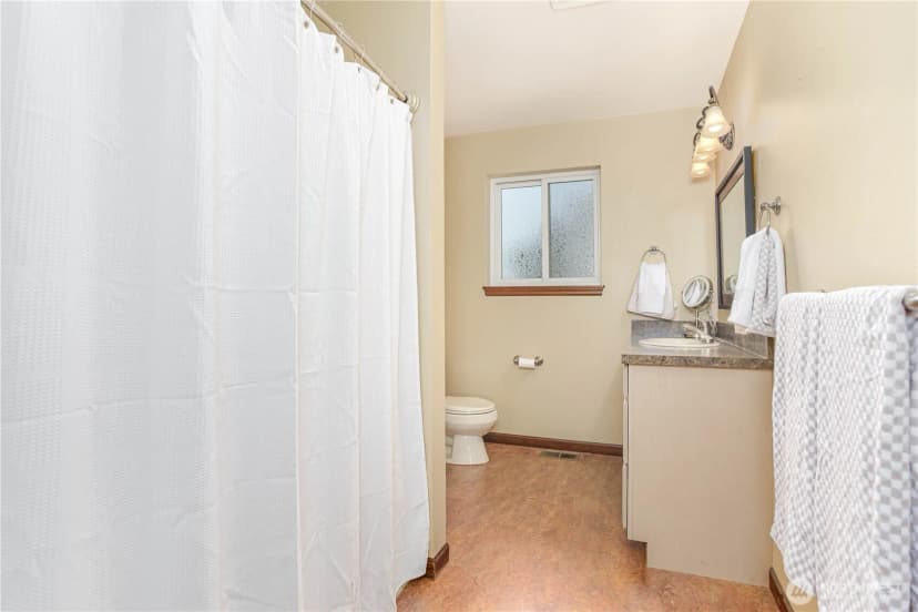 Property photo for 209 27th Street Ne, East Wenatchee photo 10