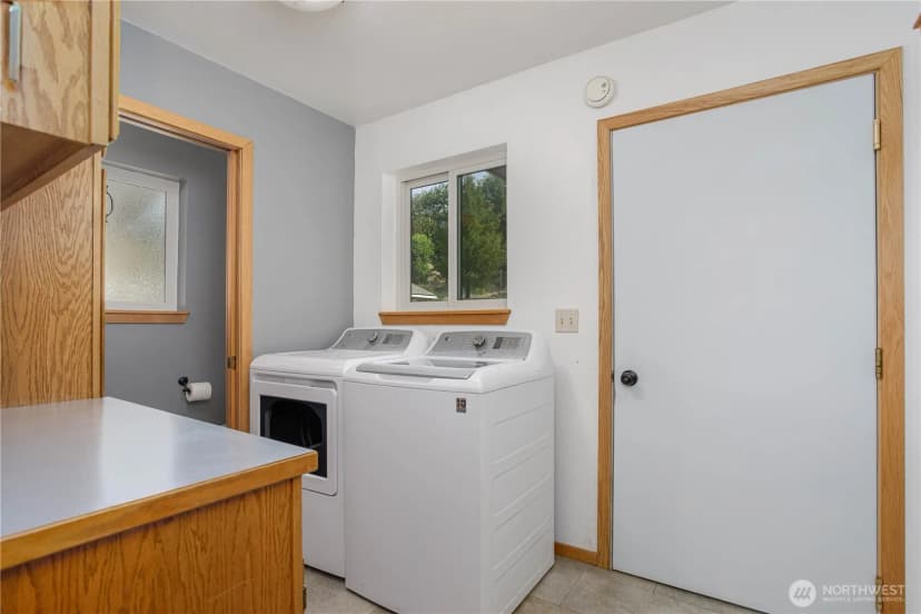 Property photo for 209 27th Street Ne, East Wenatchee photo 8