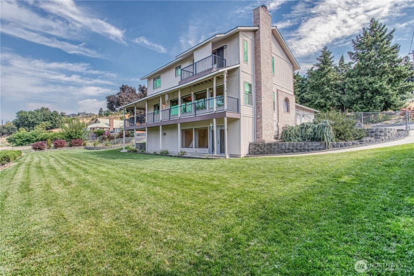 Property photo for 209 27th Street Ne, East Wenatchee photo 28