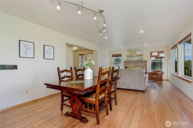 Property photo for 209 27th Street Ne, East Wenatchee photo 5