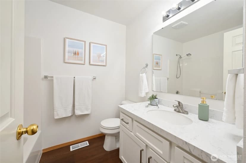 Property photo for 19407 70th Avenue W, Lynnwood photo 17