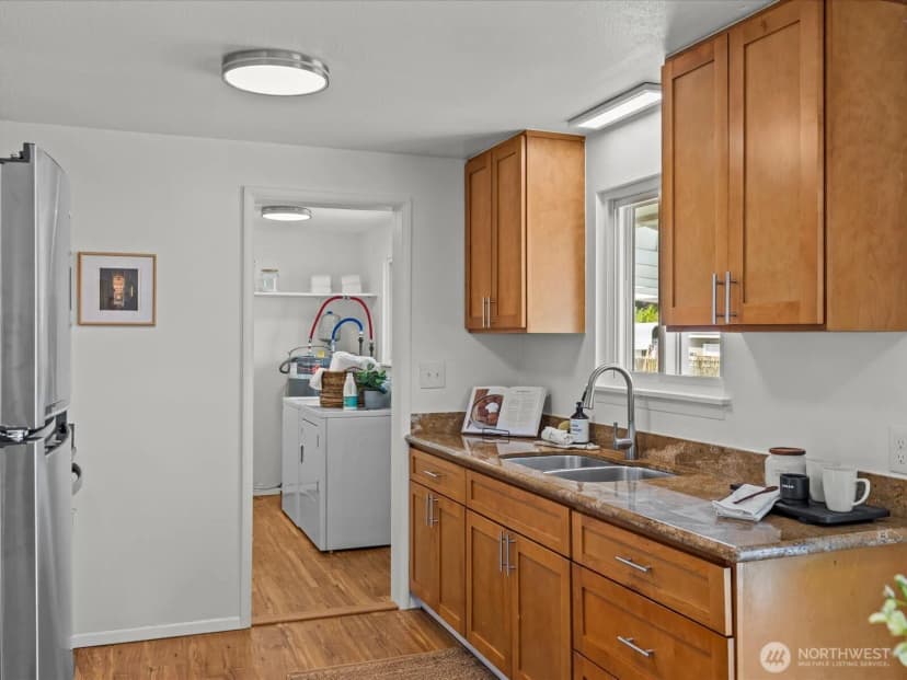 Property photo for 3058 S 200th Street, Sea Tac photo 15