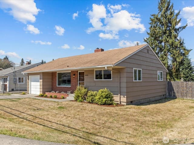 Property photo for 3058 S 200th Street, Sea Tac