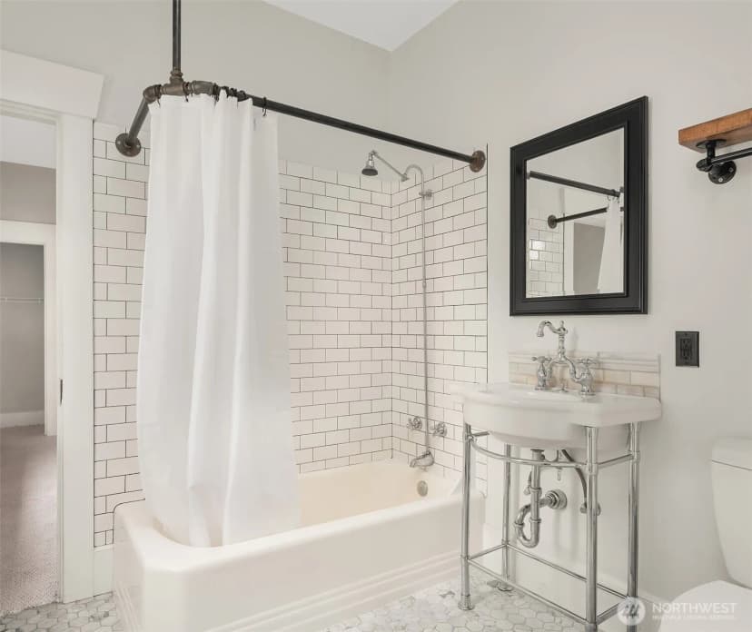 Property photo for 4321 Sw Beveridge Place, Seattle photo 14