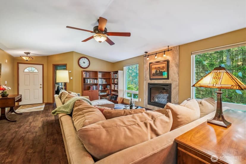 Property photo for 10106 Edgewood Drive, Anderson Island photo 13