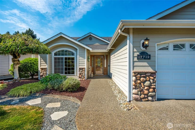 Property photo for 17712 W Country Club Drive, Arlington photo 7
