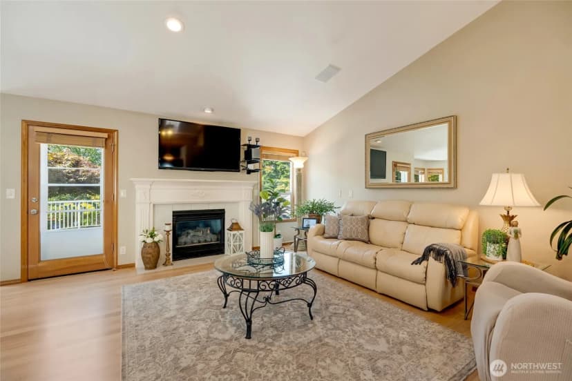 Property photo for 17712 W Country Club Drive, Arlington photo 10