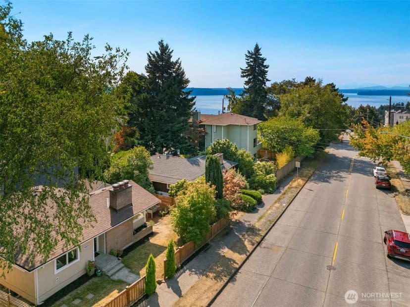 Property photo for 4207 Sw Thistle #a, Seattle photo 29