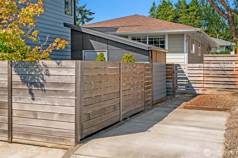 Property photo for 4207 Sw Thistle #a, Seattle photo 27